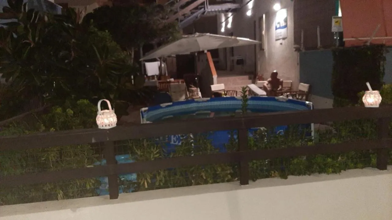 ** Nocleg ze śniadaniem Bed and Breakfast Da Umby Alghero Włochy